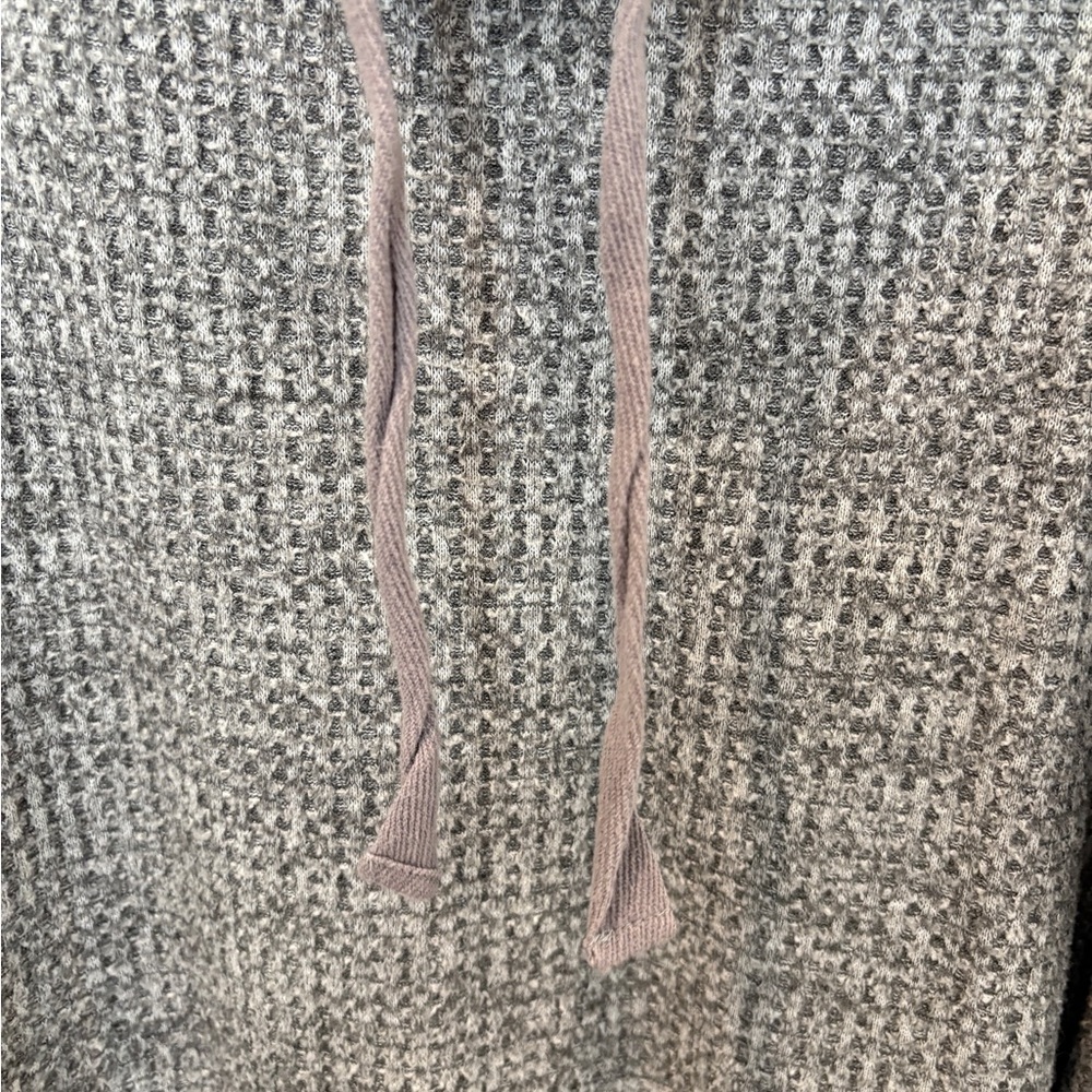 SWEATER BUNDLE- WONDERLY BRAND CREAM CARDIGAN and
TIME AND TRUE TUNIC SWEATER - Picture 14 of 16